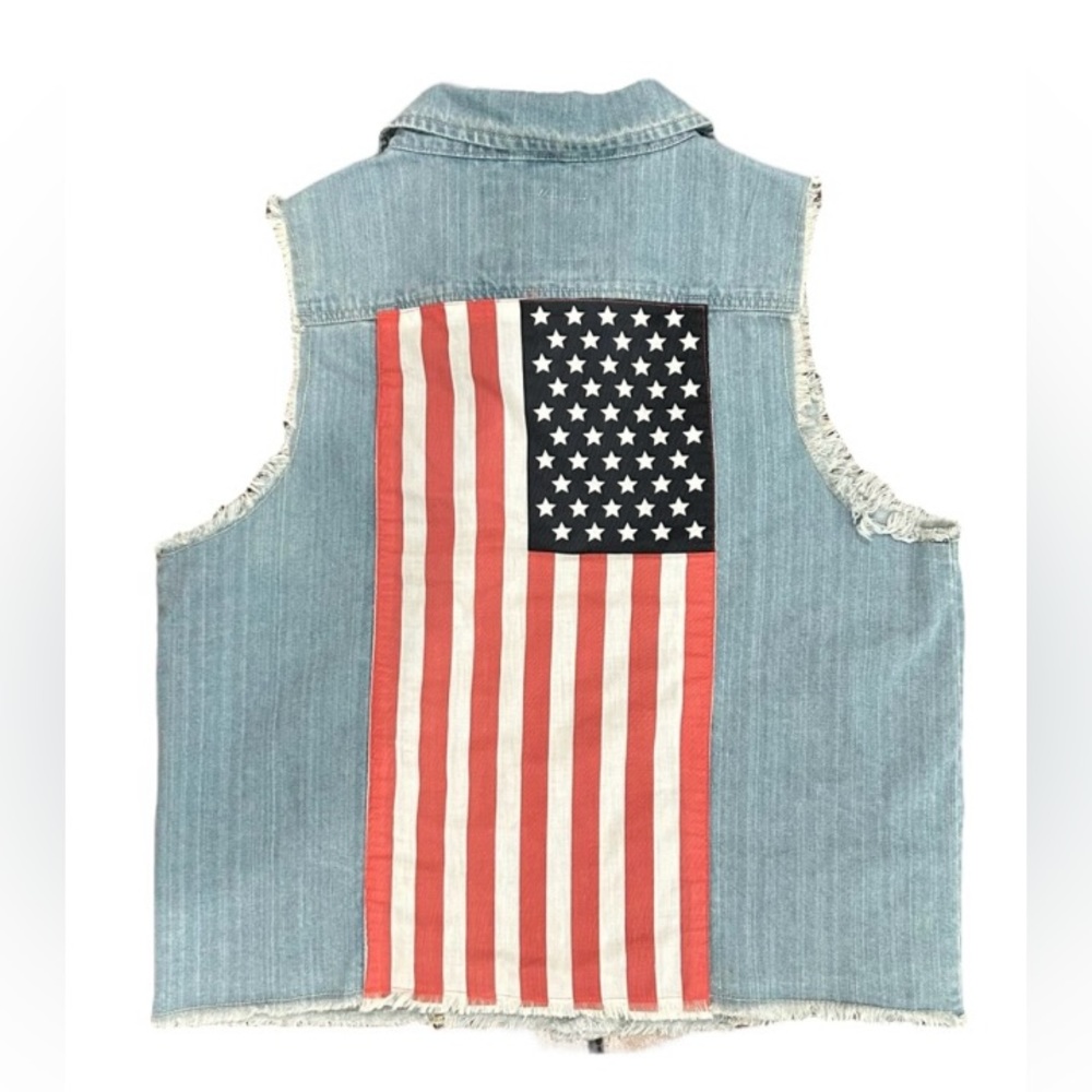 Maddie Juniors/women’s size large frayed denim vest